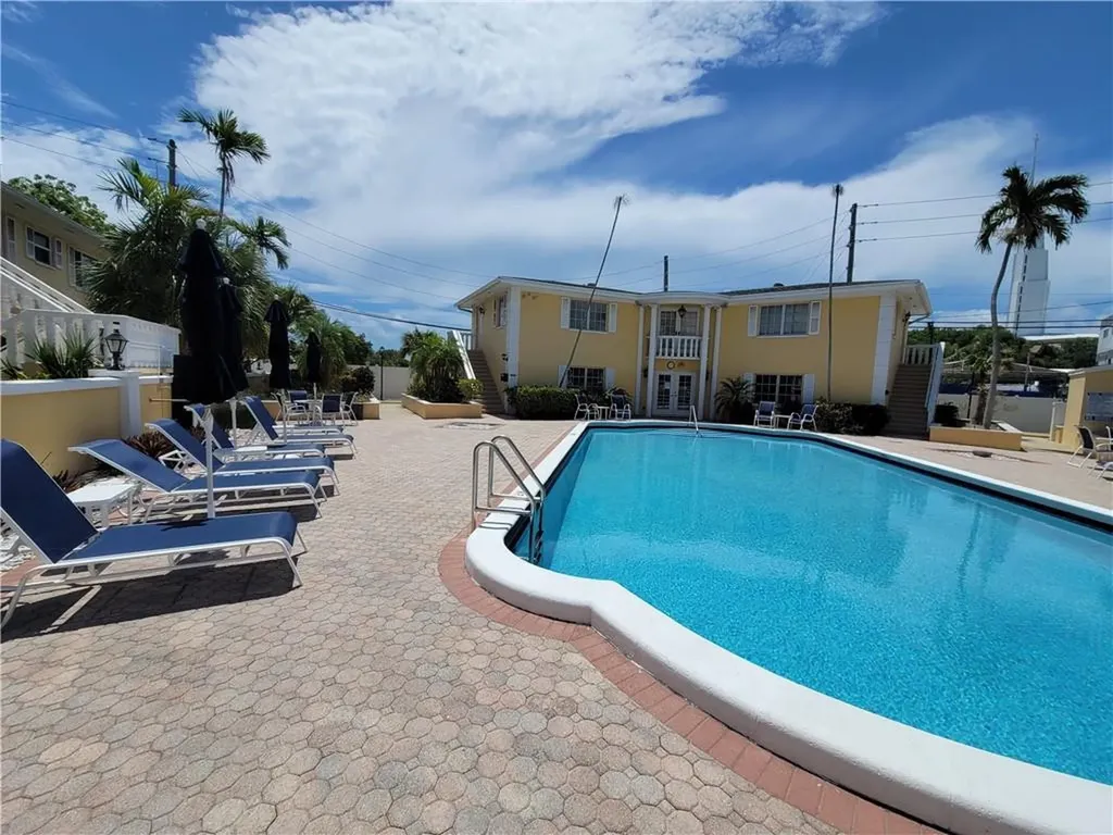 2230 NE 56th Place Fort Lauderdale FL 33308