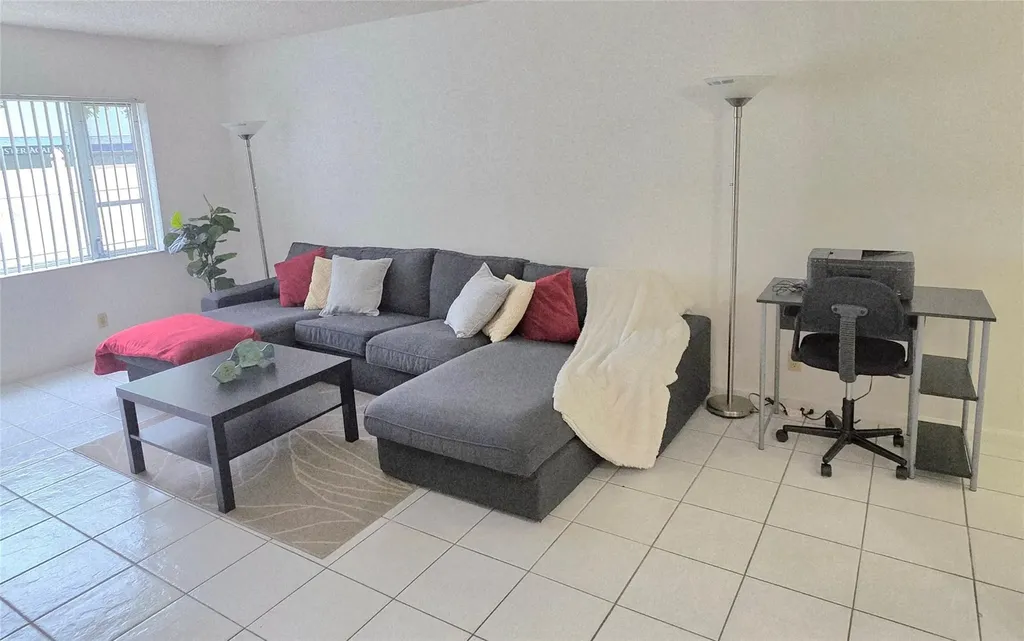 2230 NE 56th Place Fort Lauderdale FL 33308
