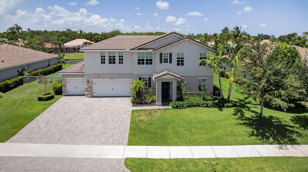 12041 Cypress Key Way Royal Palm Beach FL 33411