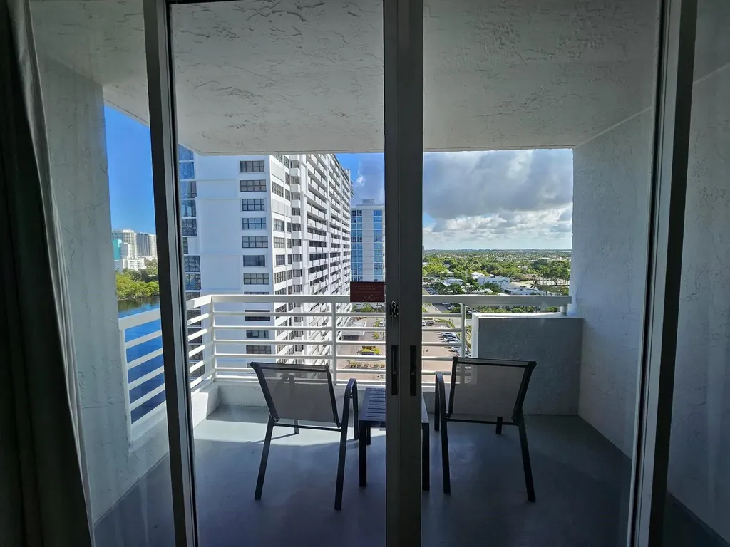 2670 E Sunrise Boulevard Fort Lauderdale FL 33304