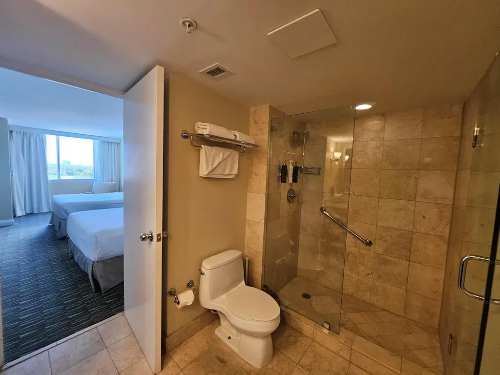 2670 E Sunrise Boulevard Fort Lauderdale FL 33304