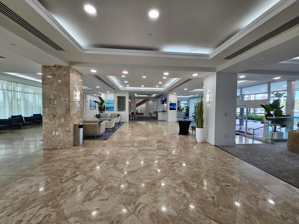 2670 E Sunrise Boulevard Fort Lauderdale FL 33304