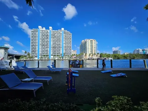 2670 E Sunrise Boulevard Fort Lauderdale FL 33304