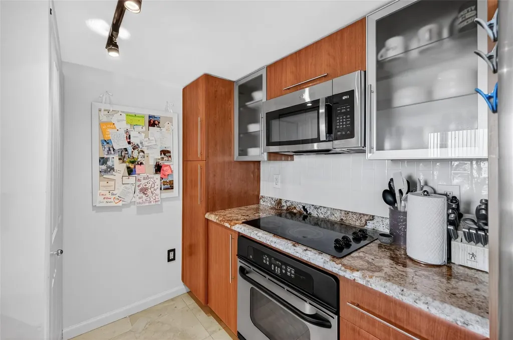 600 W Las Olas Boulevard Fort Lauderdale FL 33312