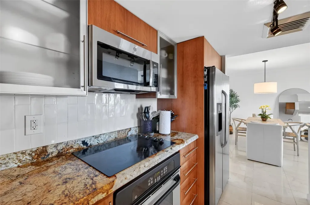 600 W Las Olas Boulevard Fort Lauderdale FL 33312