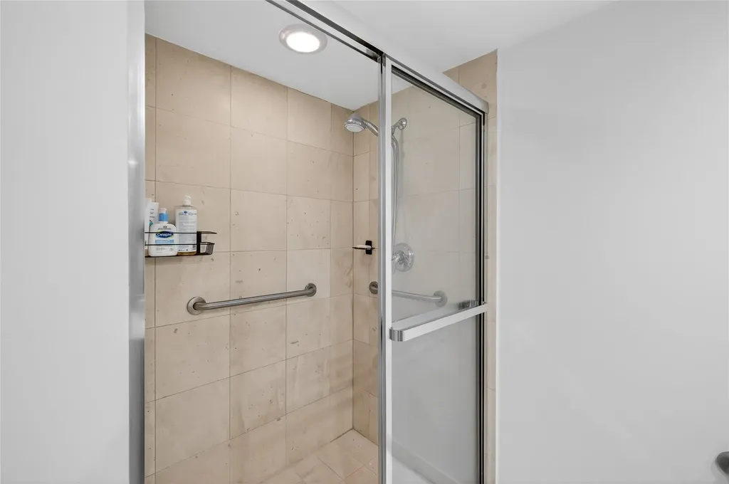600 W Las Olas Boulevard Fort Lauderdale FL 33312