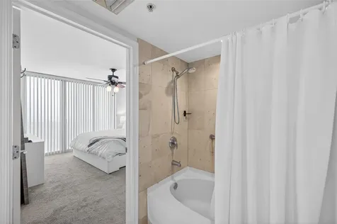 600 W Las Olas Boulevard Fort Lauderdale FL 33312