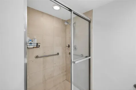 600 W Las Olas Boulevard Fort Lauderdale FL 33312