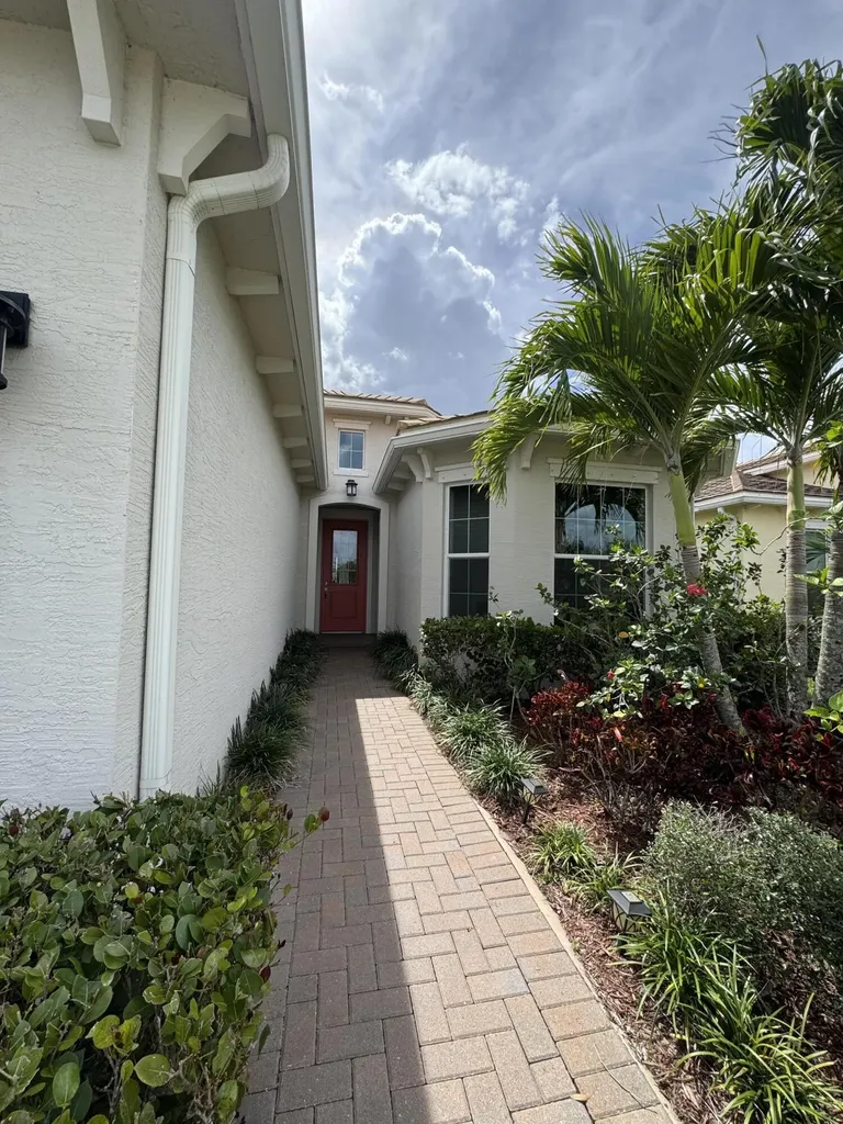 15992 Whippoorwill Circle Westlake FL 33470
