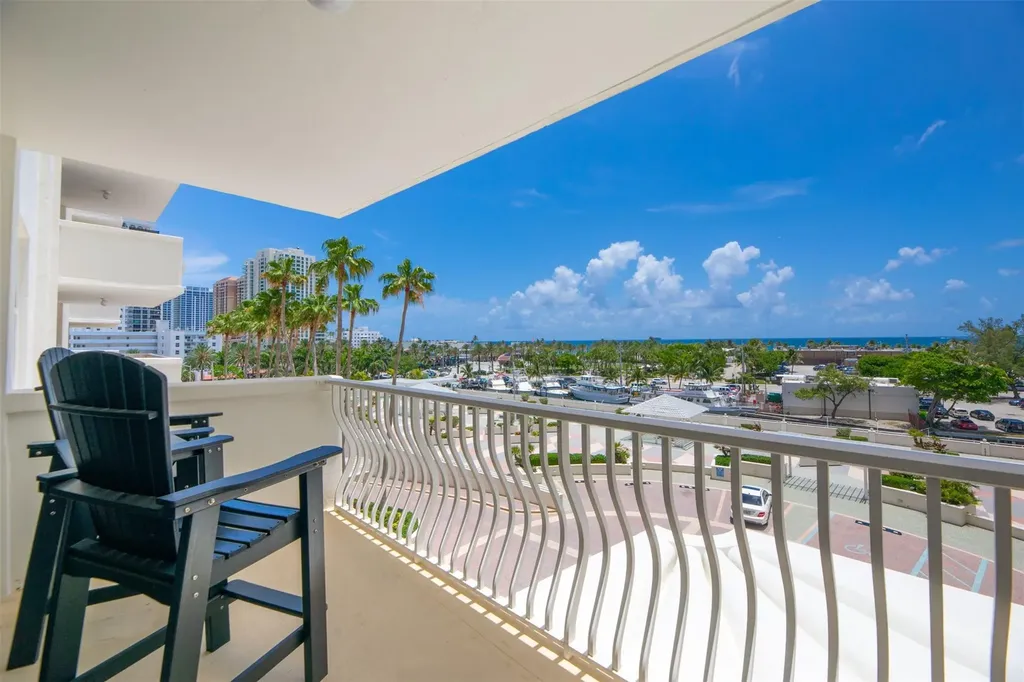 1 Las Olas Circle Fort Lauderdale FL 33316