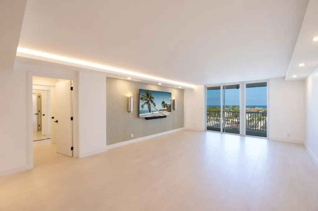 1 Las Olas Circle Fort Lauderdale FL 33316