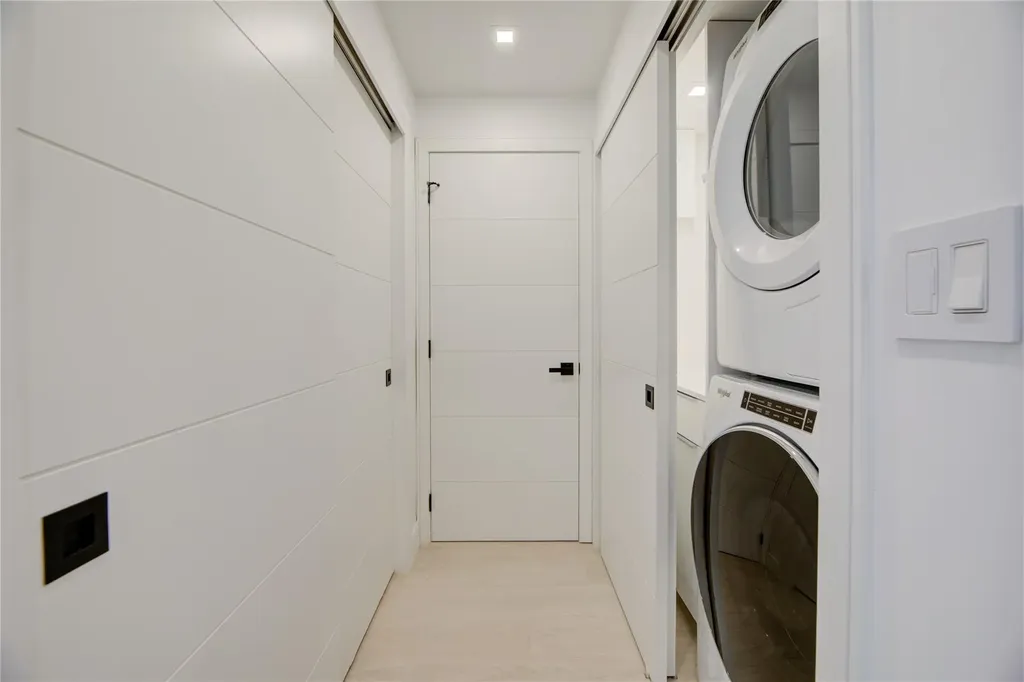 1 Las Olas Circle Fort Lauderdale FL 33316