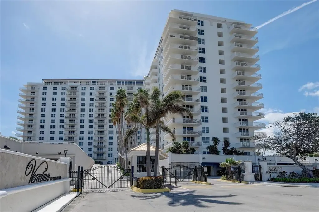 1 Las Olas Circle Fort Lauderdale FL 33316