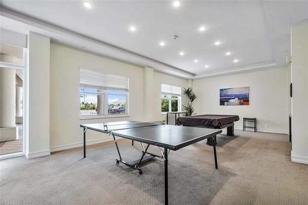1 Las Olas Circle Fort Lauderdale FL 33316