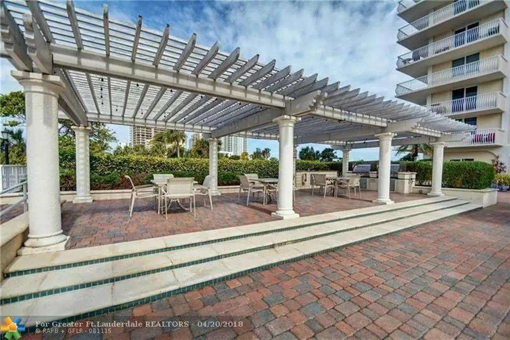 1 Las Olas Circle Fort Lauderdale FL 33316