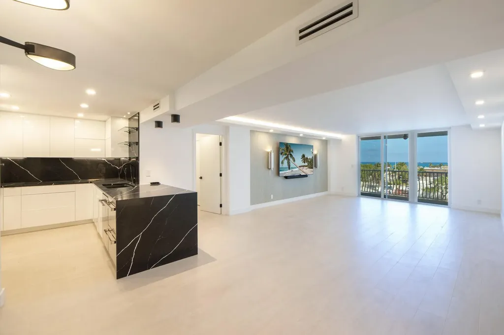1 Las Olas Circle Fort Lauderdale FL 33316