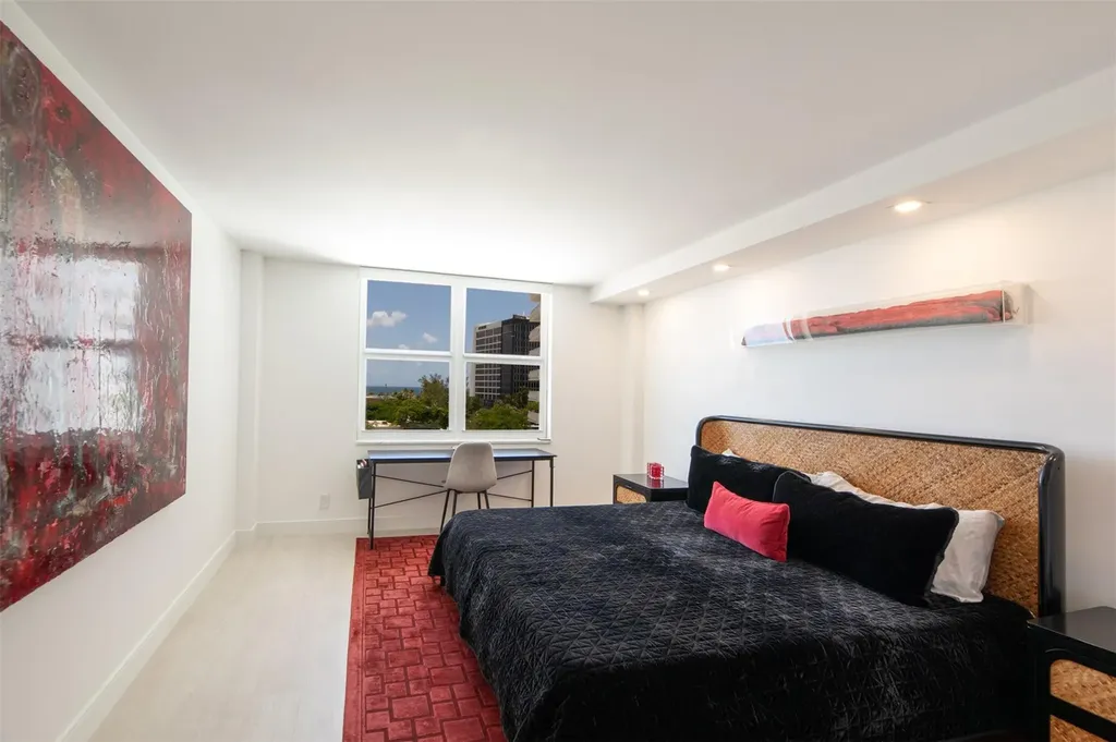 1 Las Olas Circle Fort Lauderdale FL 33316