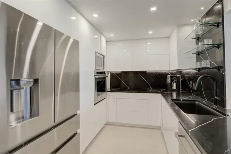 1 Las Olas Circle Fort Lauderdale FL 33316