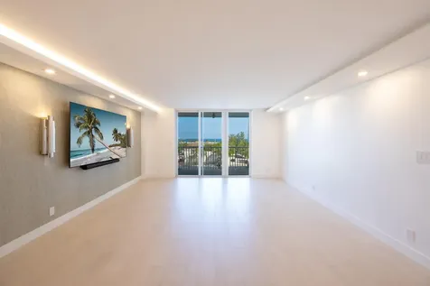 1 Las Olas Circle Fort Lauderdale FL 33316