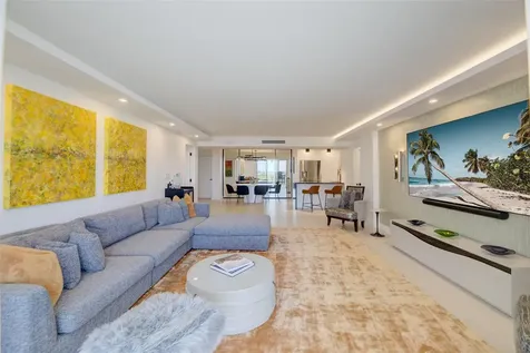 1 Las Olas Circle Fort Lauderdale FL 33316
