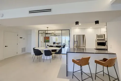 1 Las Olas Circle Fort Lauderdale FL 33316