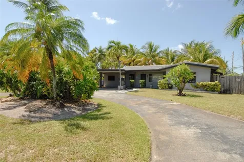 61 NW 33rd Street Oakland Park FL 33309