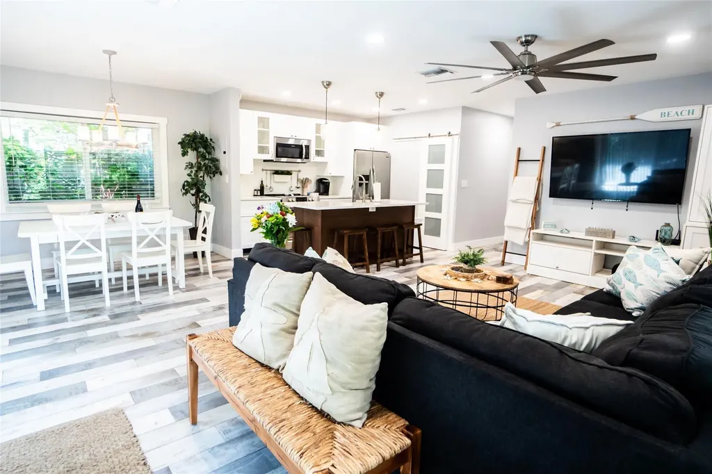 3301 SE 12th Street Pompano Beach FL 33062