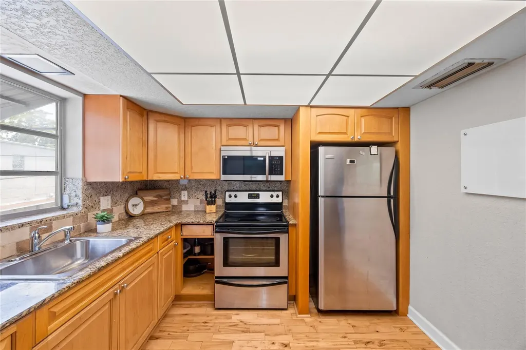 3847 S Circle Drive Hollywood FL 33021