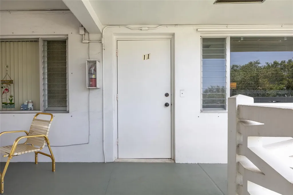 3847 S Circle Drive Hollywood FL 33021