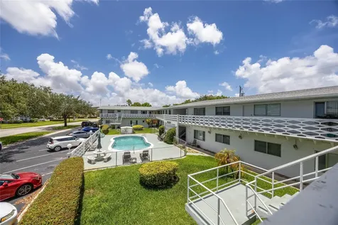 3847 S Circle Drive Hollywood FL 33021