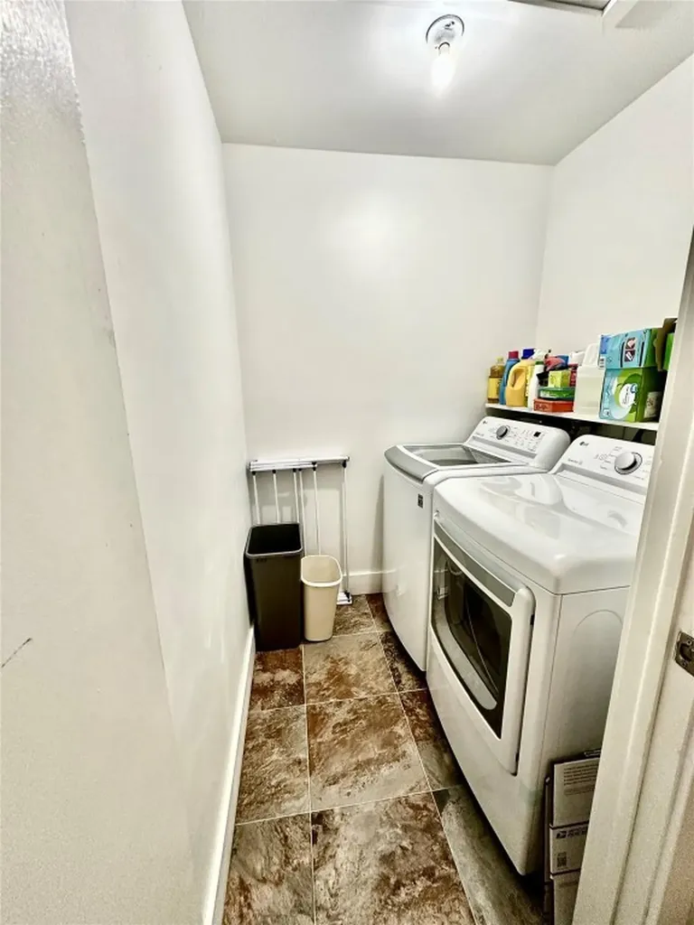 710 Flanders O Delray Beach FL 33484