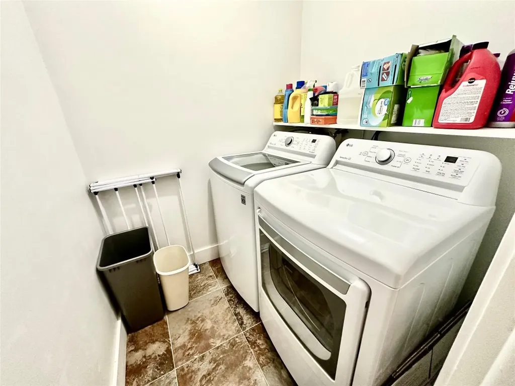 710 Flanders O Delray Beach FL 33484