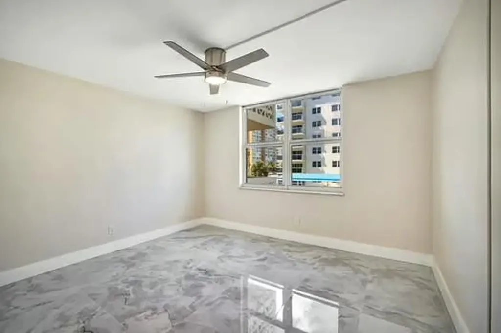 1901 S Ocean Drive Hollywood FL 33019