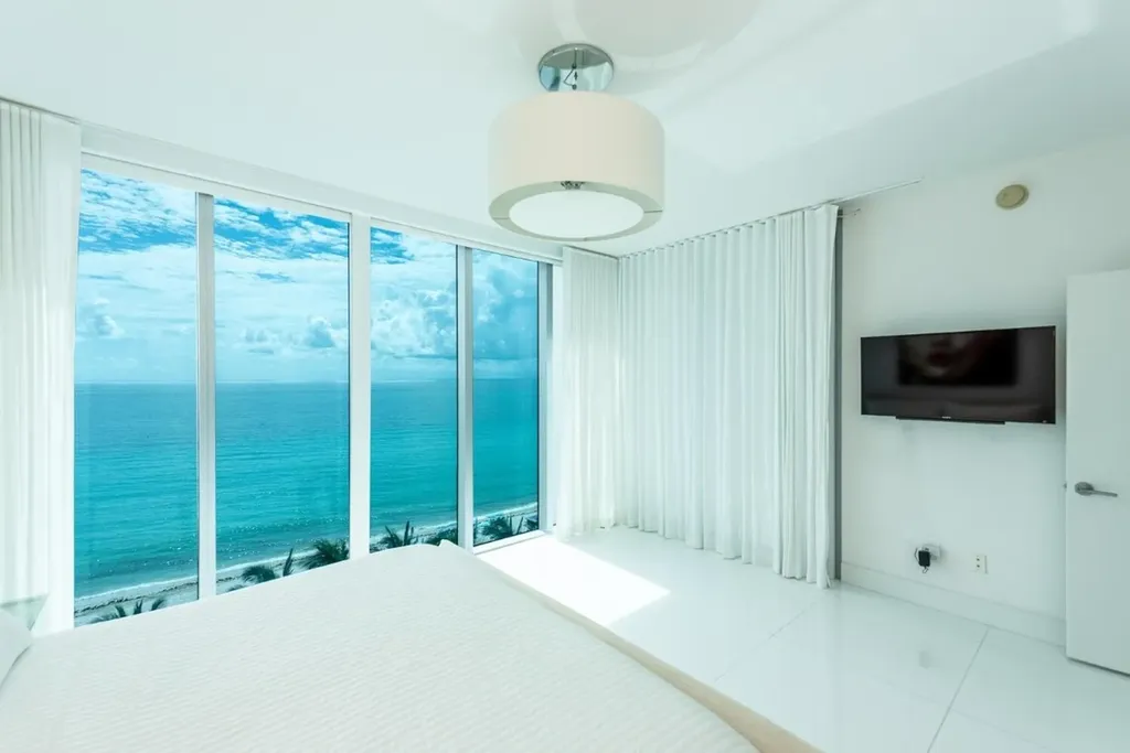6899 Collins Avenue Miami Beach FL 33141