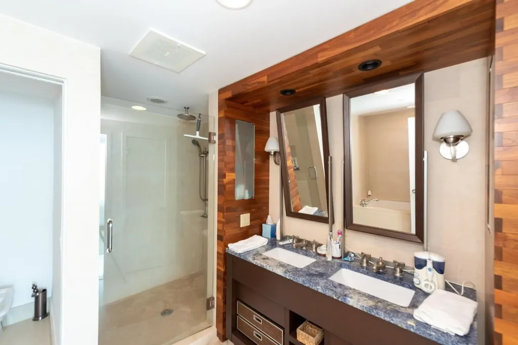 6899 Collins Avenue Miami Beach FL 33141