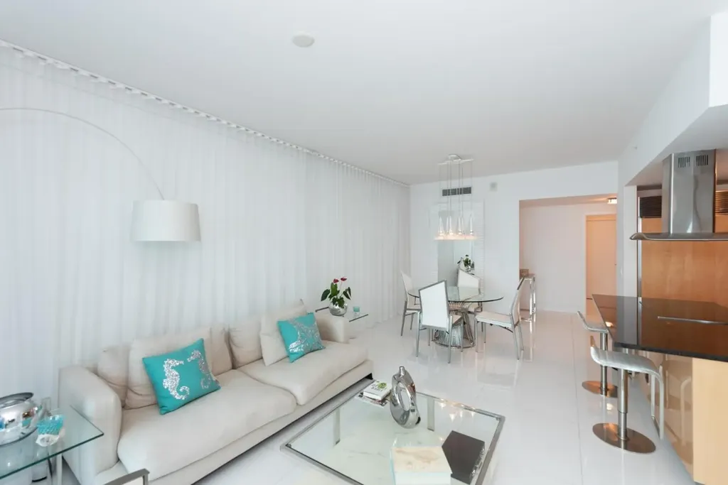 6899 Collins Avenue Miami Beach FL 33141