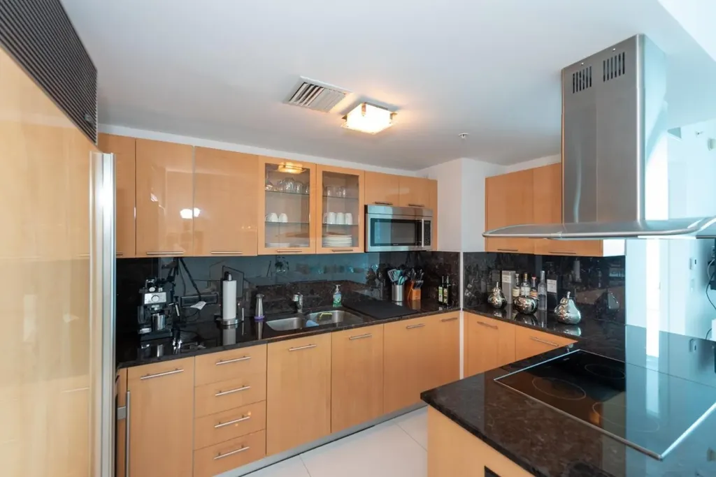 6899 Collins Avenue Miami Beach FL 33141