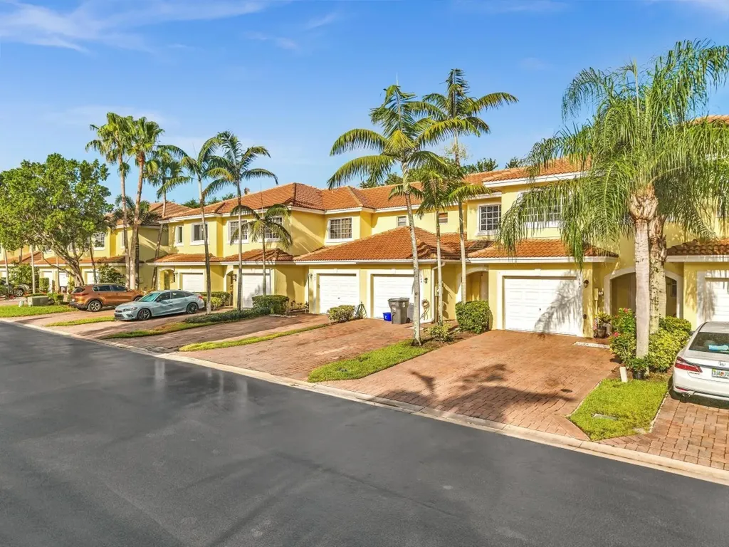 753 Imperial Lake Road West Palm Beach FL 33413