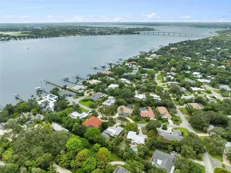 33 Rio Vista Drive Stuart FL 34996