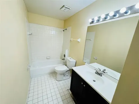 3449 NW 44th Street Lauderdale Lakes FL 33309