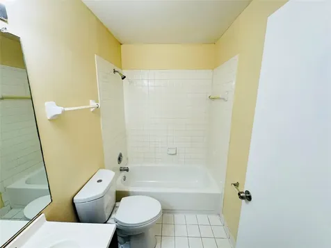 3449 NW 44th Street Lauderdale Lakes FL 33309