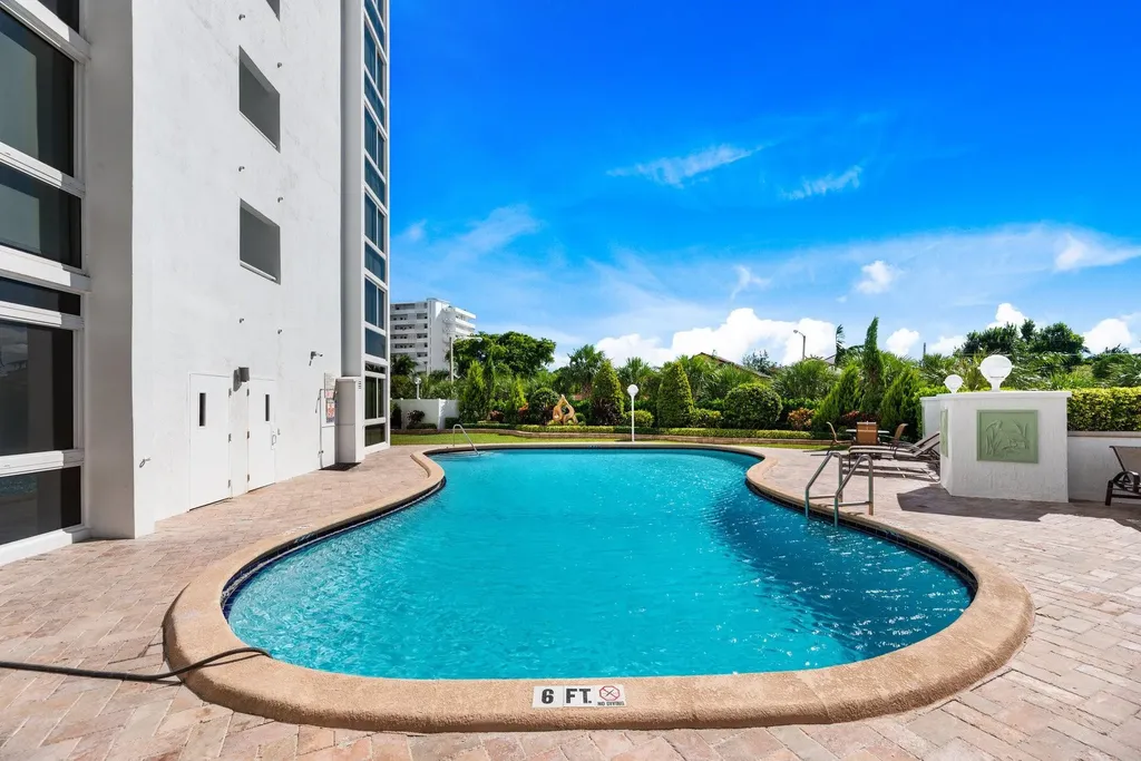 2715 N Ocean Boulevard Fort Lauderdale FL 33308