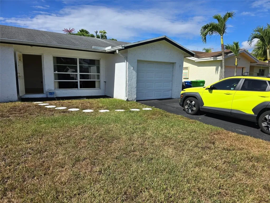 11440 NW 46th Place Sunrise FL 33323