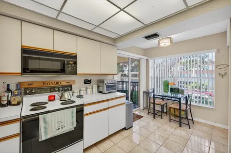 2121 S Ocean Boulevard Lauderdale By The Sea FL 33062