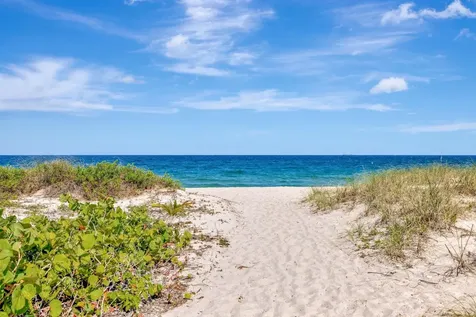 2121 S Ocean Boulevard Lauderdale By The Sea FL 33062