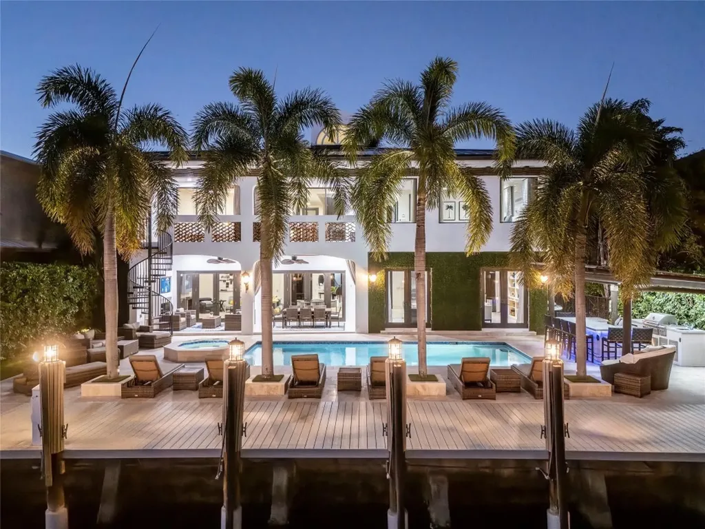 2430 Castilla Isle Fort Lauderdale FL 33301