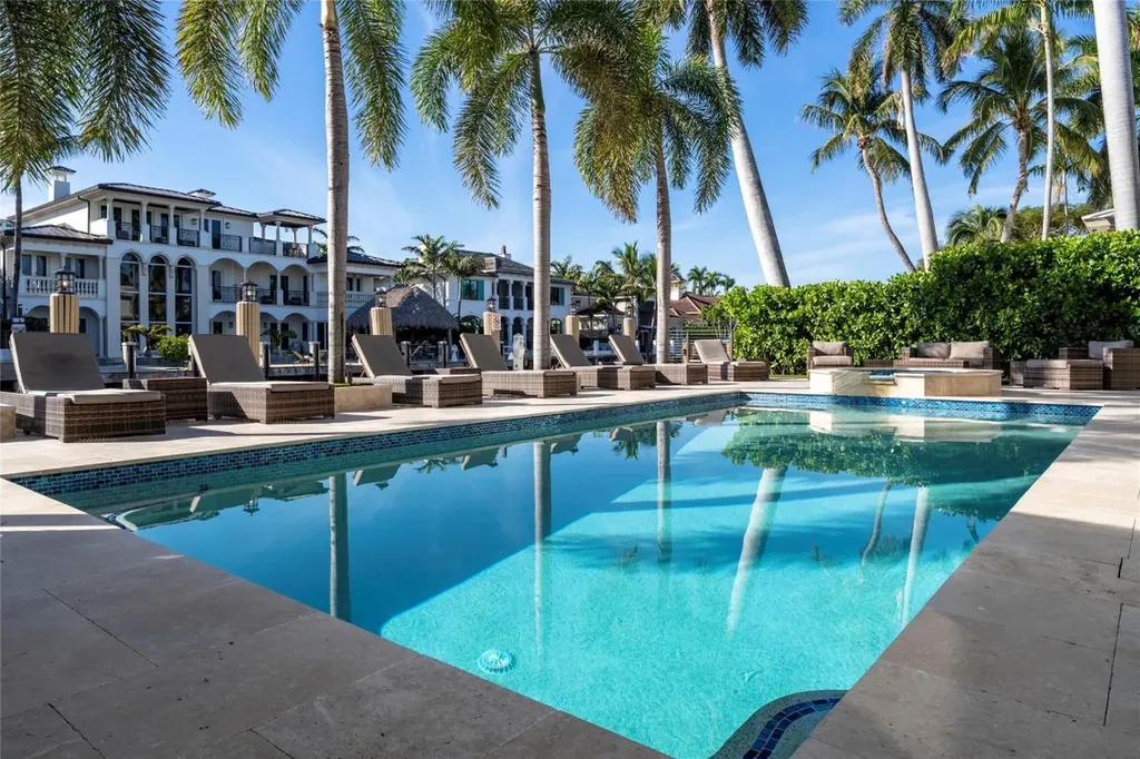 2430 Castilla Isle Fort Lauderdale FL 33301