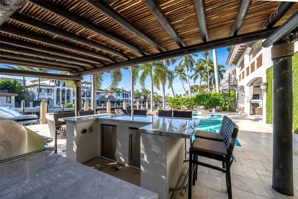 2430 Castilla Isle Fort Lauderdale FL 33301