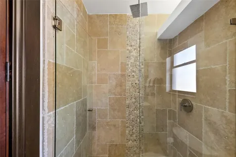 2430 Castilla Isle Fort Lauderdale FL 33301