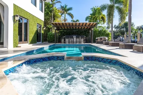 2430 Castilla Isle Fort Lauderdale FL 33301